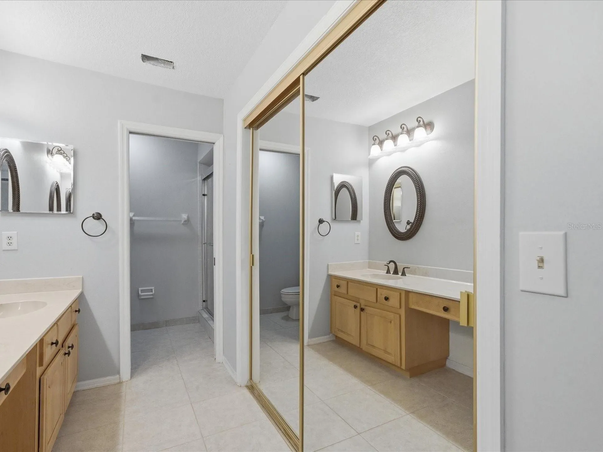 15338 E Pond Woods Drive Tampa FL 33618