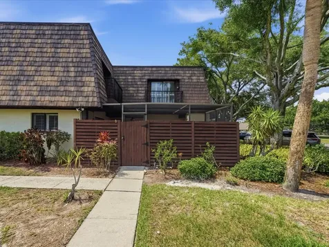 15338 E Pond Woods Drive Tampa FL 33618