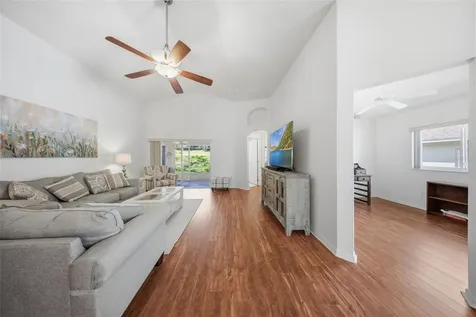 4084 Capland Avenue Clermont FL 34711