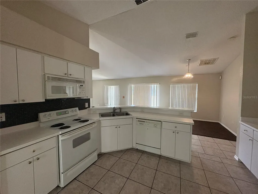 142 Lindale Street Lakeland FL 33809