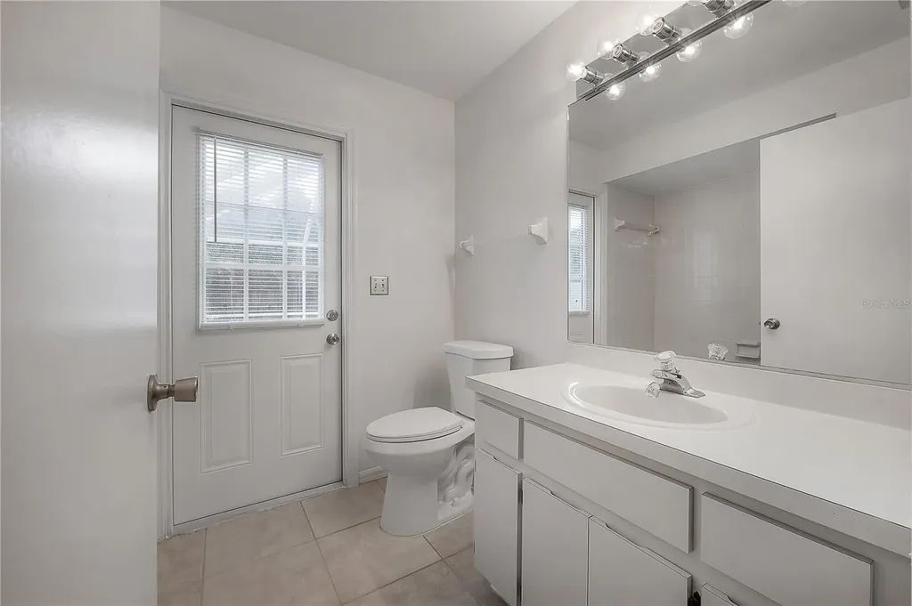 15121 Heathridge Drive Tampa FL 33625