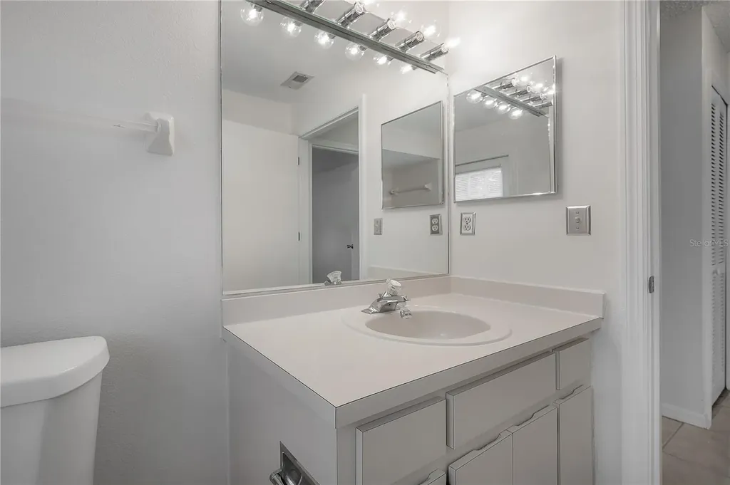 15121 Heathridge Drive Tampa FL 33625