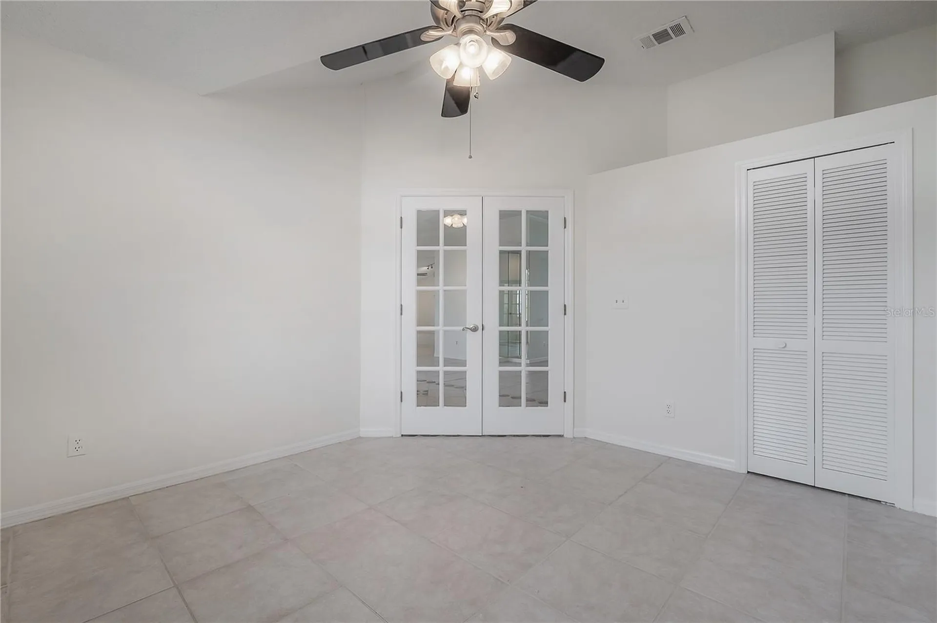 15121 Heathridge Drive Tampa FL 33625