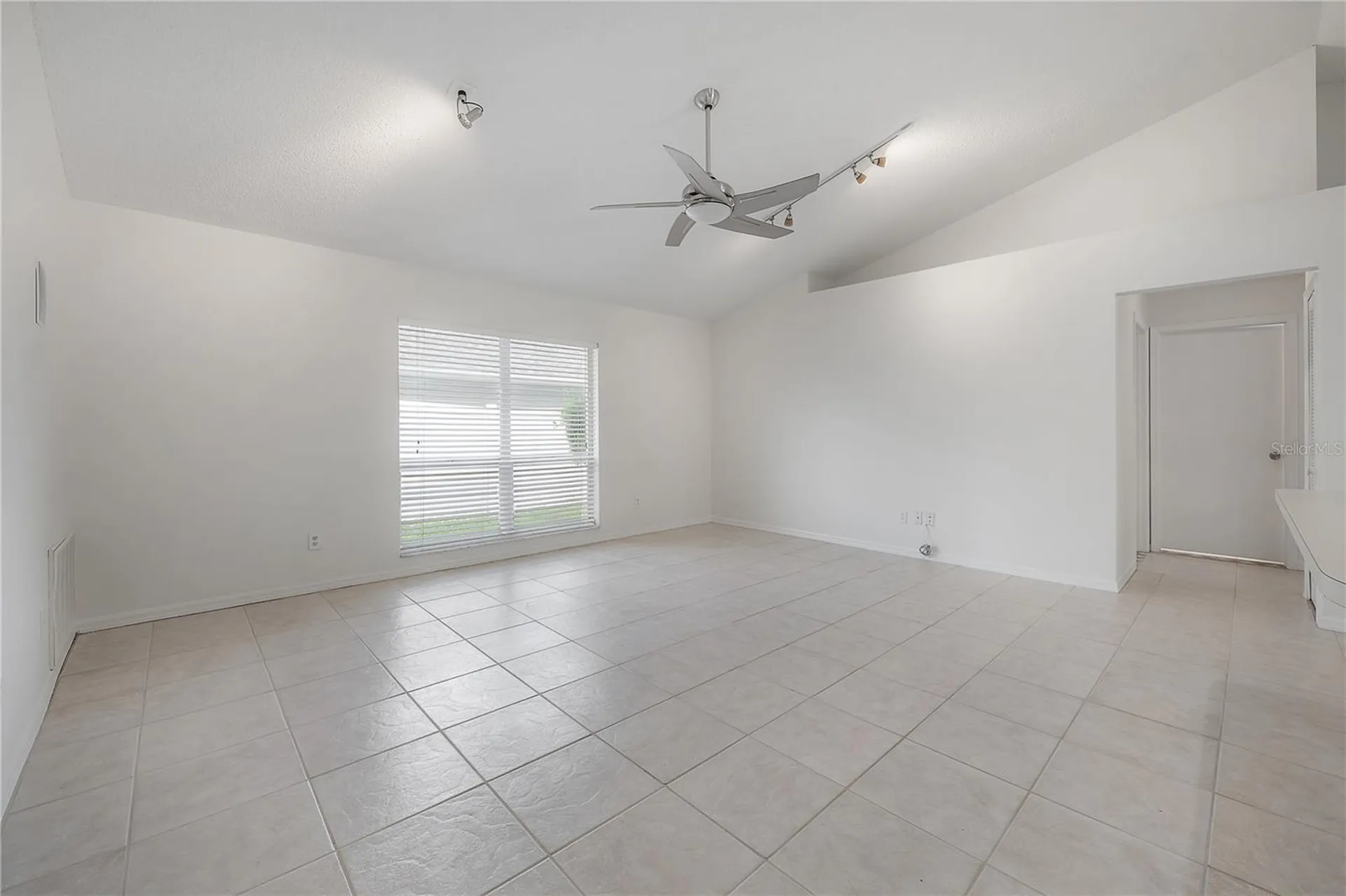 15121 Heathridge Drive Tampa FL 33625