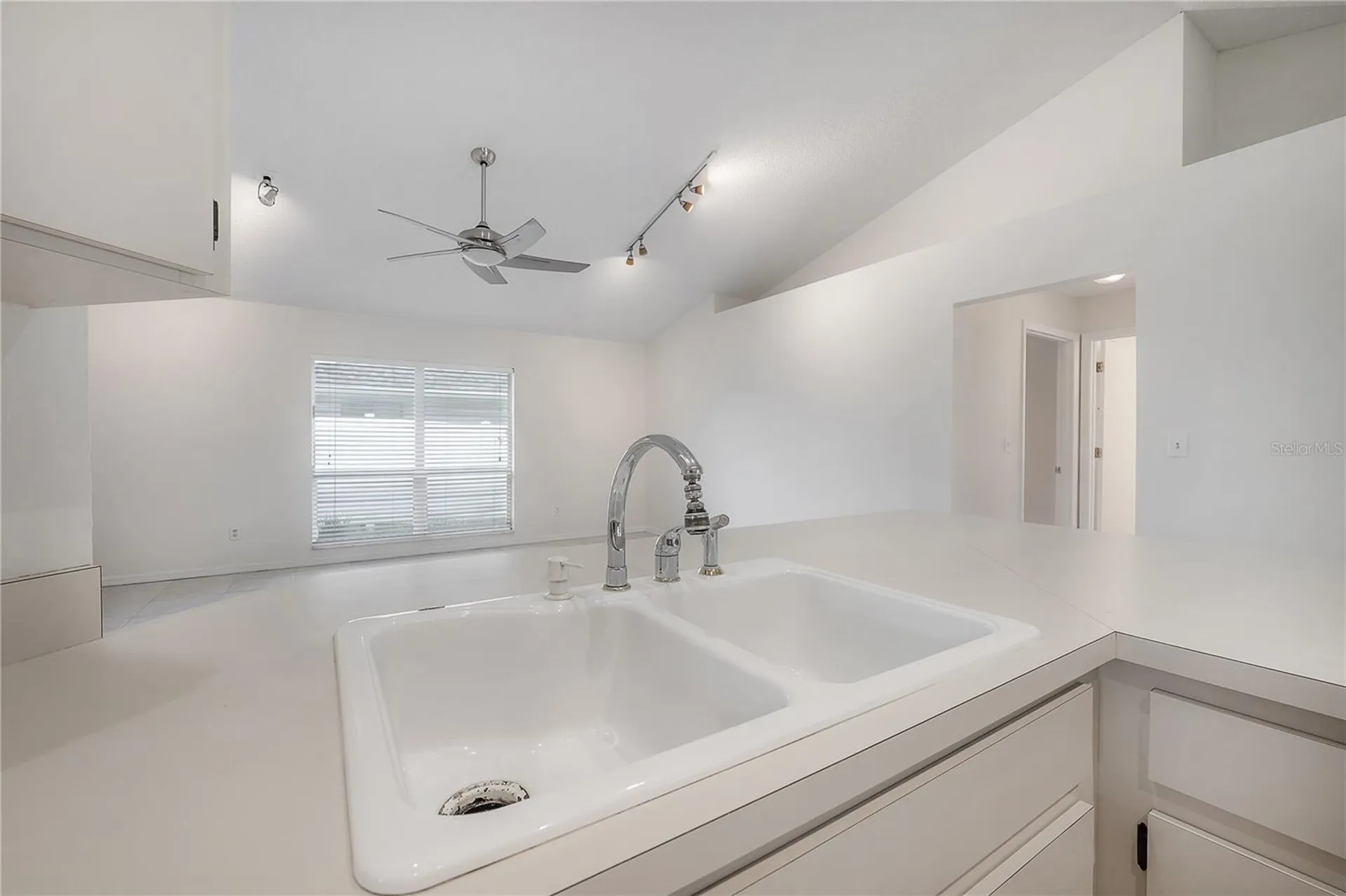 15121 Heathridge Drive Tampa FL 33625