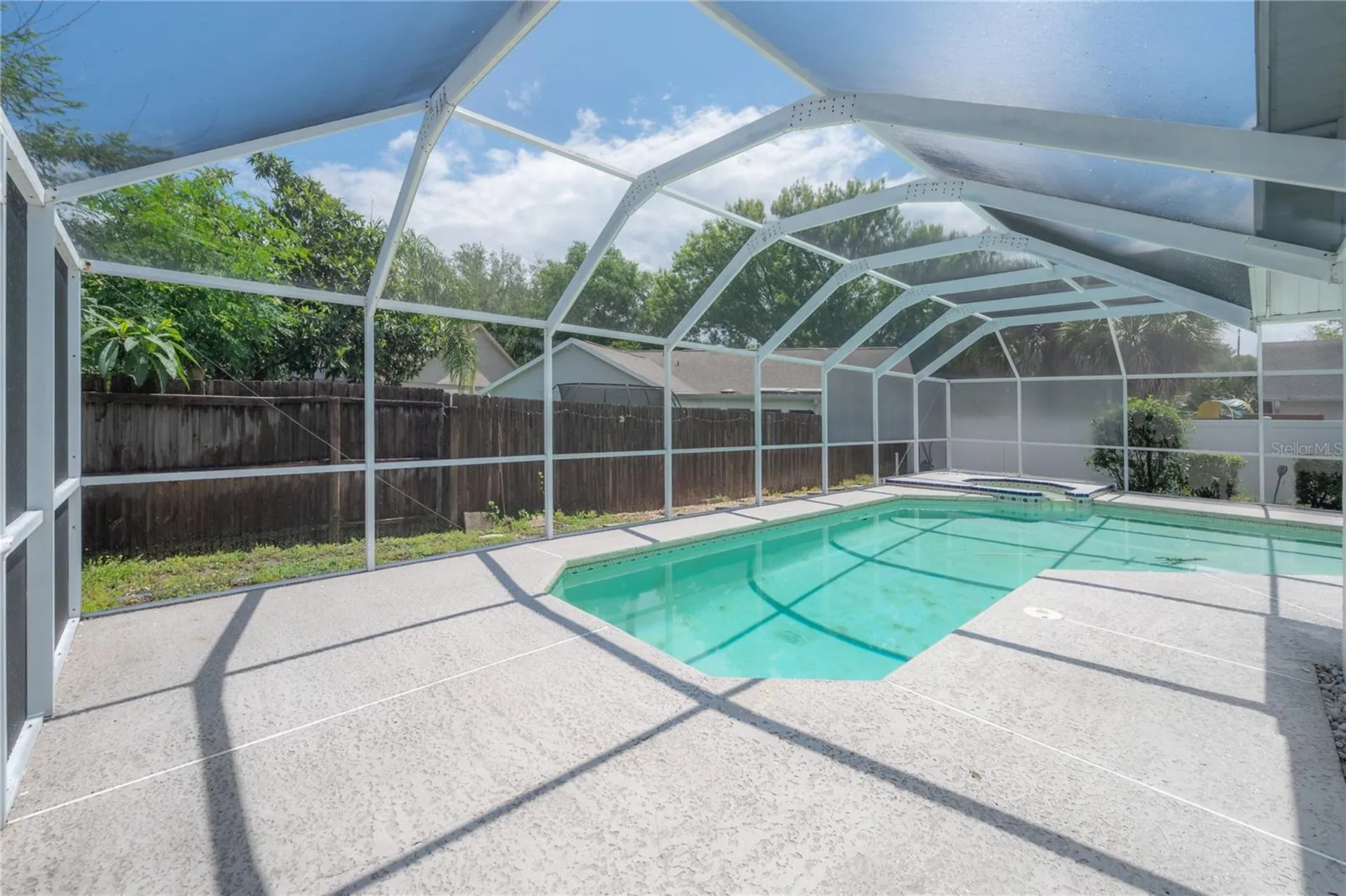 15121 Heathridge Drive Tampa FL 33625
