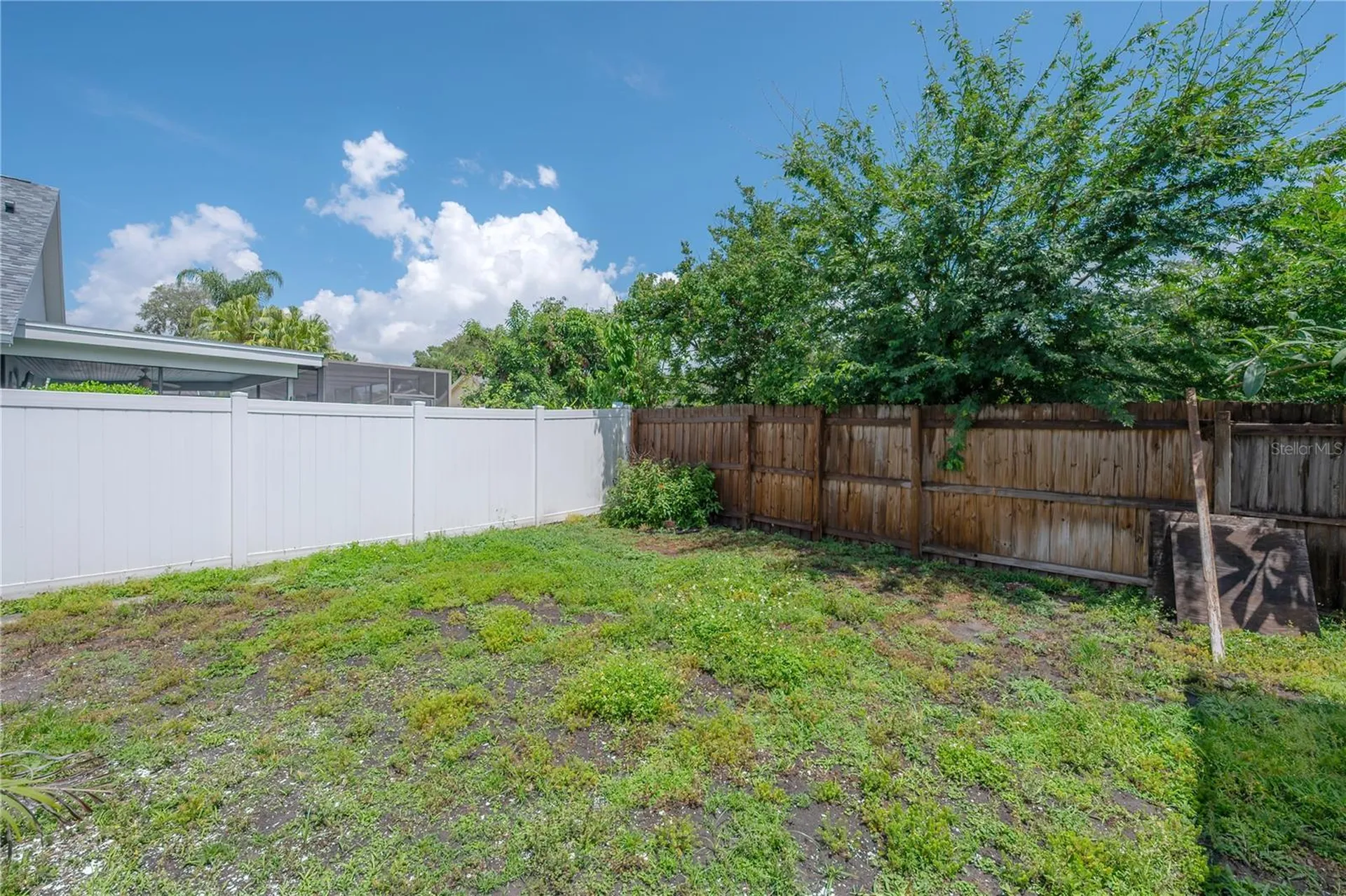 15121 Heathridge Drive Tampa FL 33625