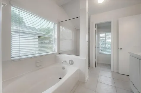 15121 Heathridge Drive Tampa FL 33625