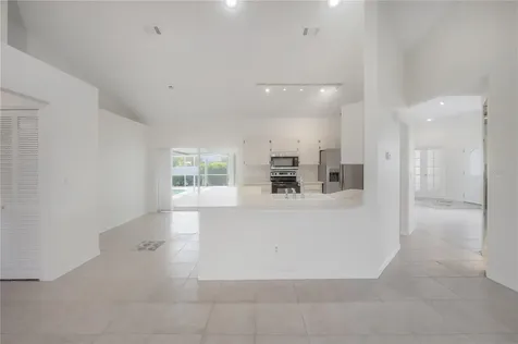 15121 Heathridge Drive Tampa FL 33625