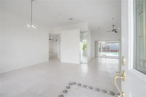 15121 Heathridge Drive Tampa FL 33625