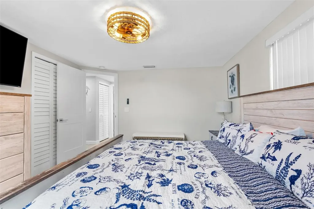 12535 3rd Isle Hudson FL 34667