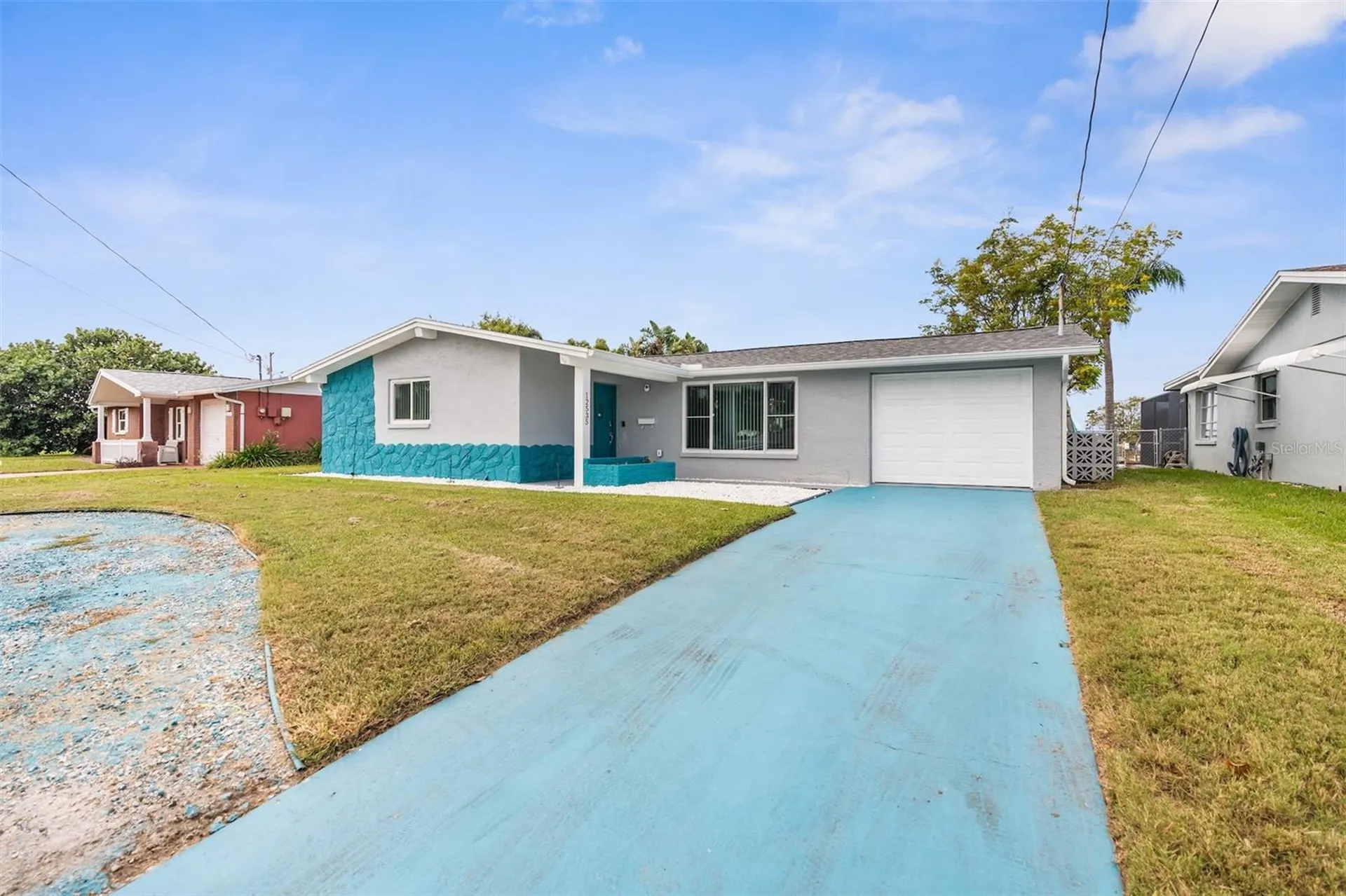 12535 3rd Isle Hudson FL 34667