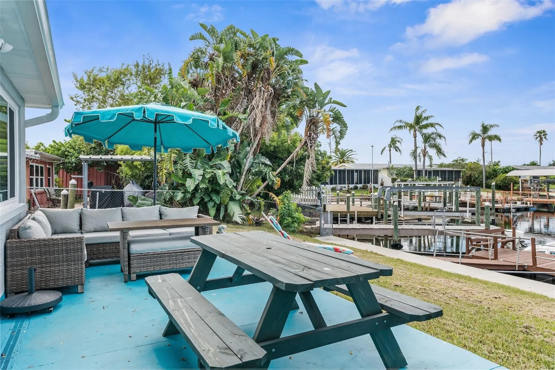 12535 3rd Isle Hudson FL 34667
