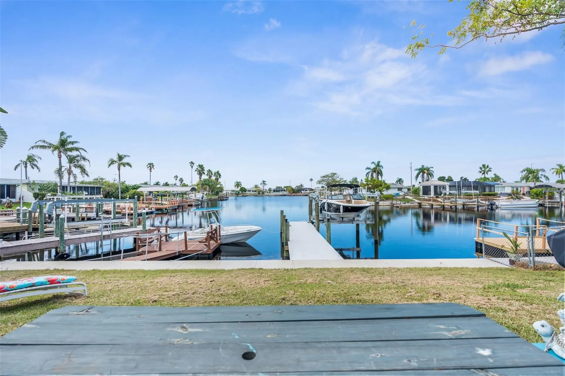 12535 3rd Isle Hudson FL 34667