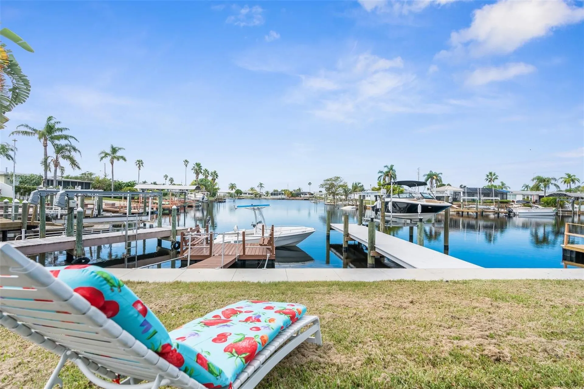 12535 3rd Isle Hudson FL 34667