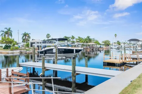 12535 3rd Isle Hudson FL 34667