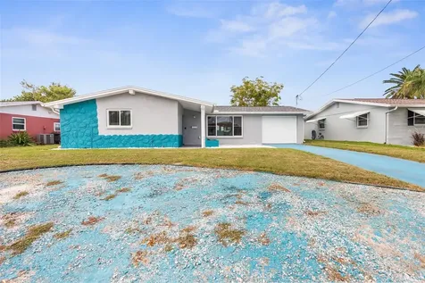 12535 3rd Isle Hudson FL 34667