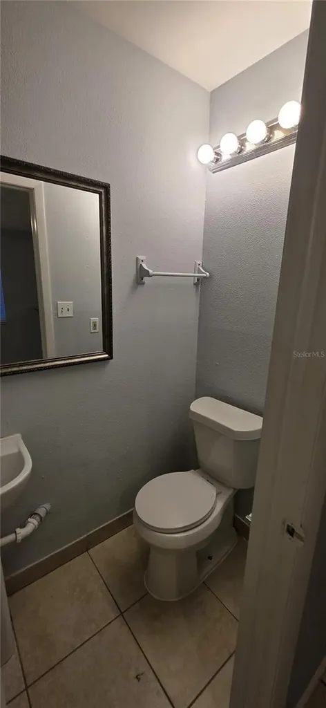 10225 N Ojus Drive Tampa FL 33617