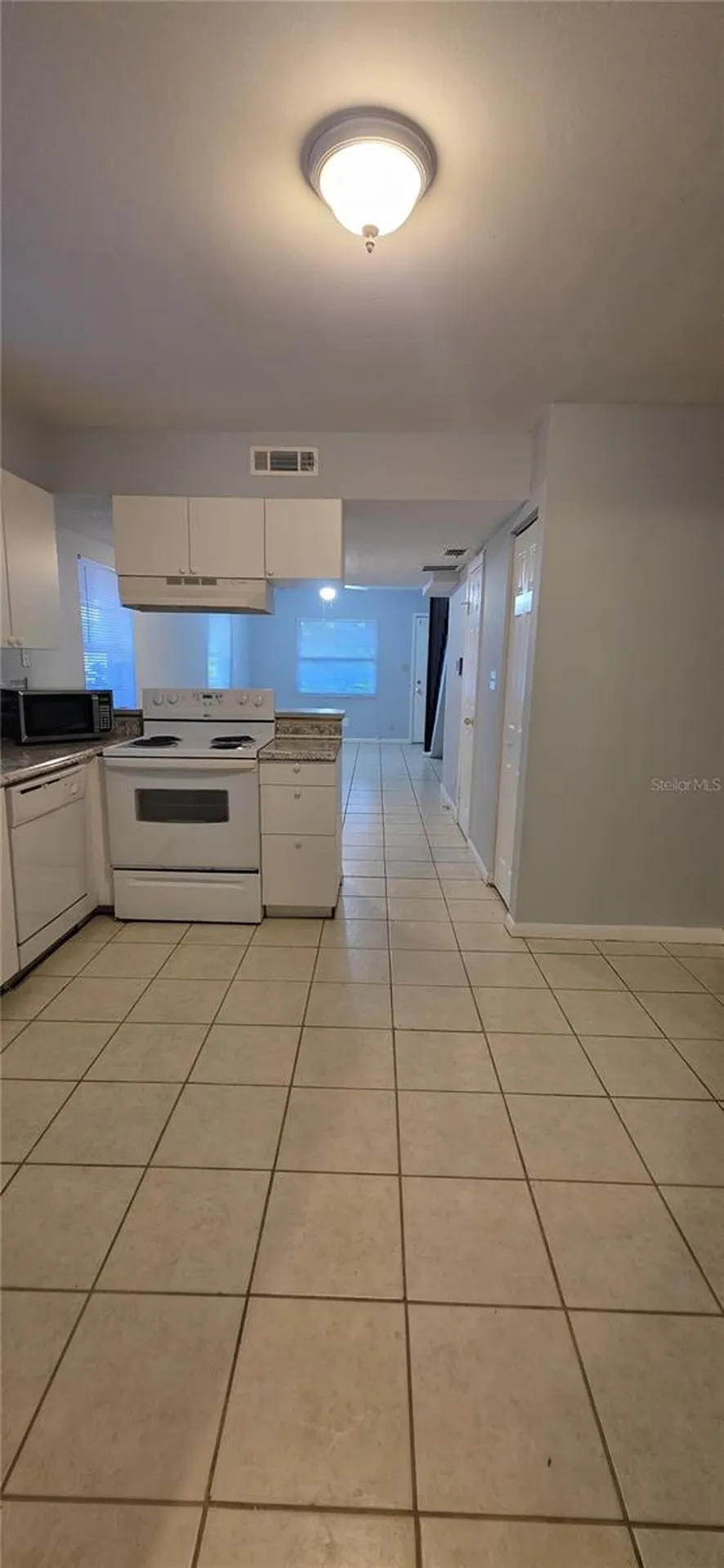 10225 N Ojus Drive Tampa FL 33617
