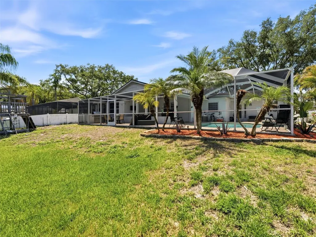 6640 Winding Oak Drive Tampa FL 33625