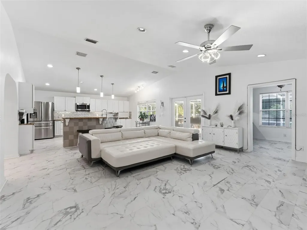 6640 Winding Oak Drive Tampa FL 33625