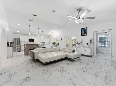 6640 Winding Oak Drive Tampa FL 33625