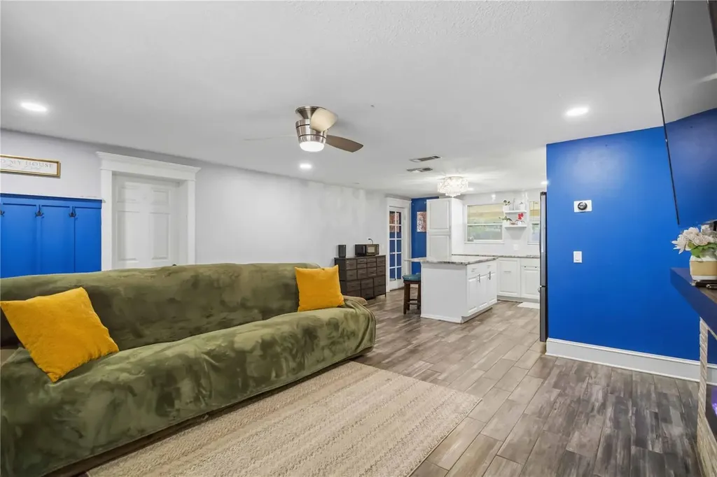 5727 11th Street E Bradenton FL 34203