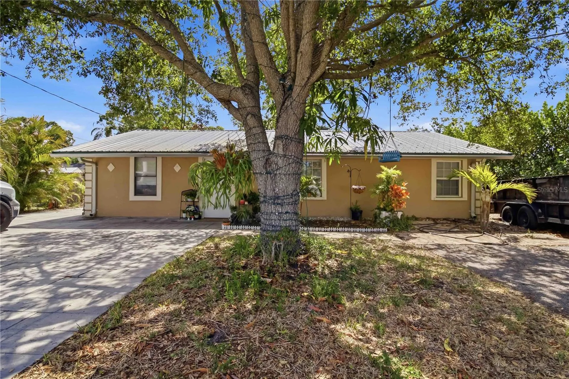 5727 11th Street E Bradenton FL 34203