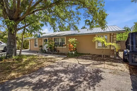 5727 11TH Street E Bradenton FL 34203