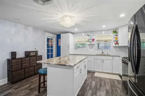 5727 11th Street E Bradenton FL 34203