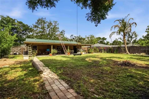 5727 11th Street E Bradenton FL 34203