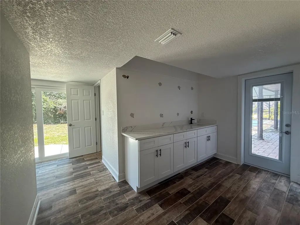 910 River Rapids Avenue Brandon FL 33511