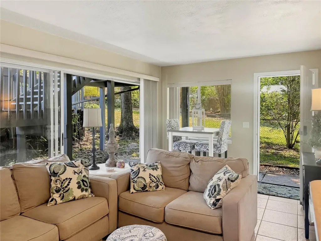 20800 River Drive Dunnellon FL 34431