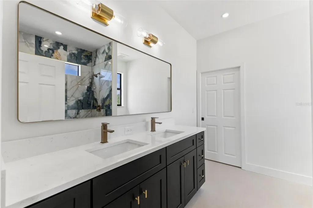 6222 64th Way N Pinellas Park FL 33781