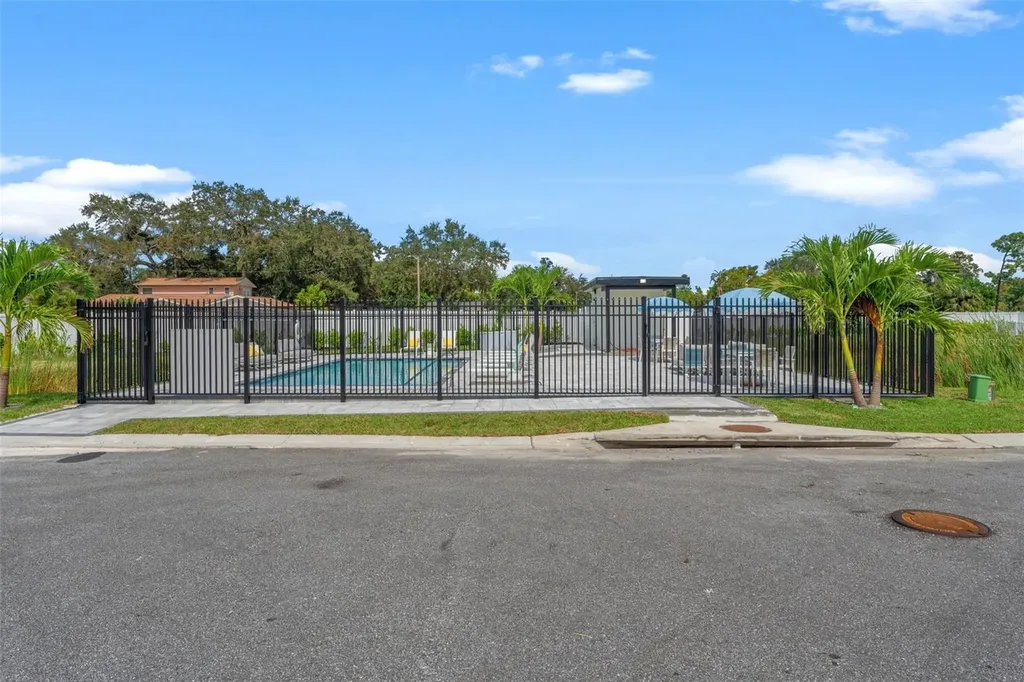 6222 64th Way N Pinellas Park FL 33781