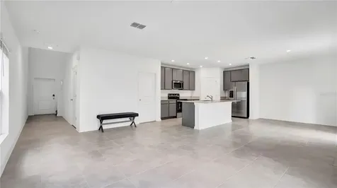 1713 White Water Court Davenport FL 33837