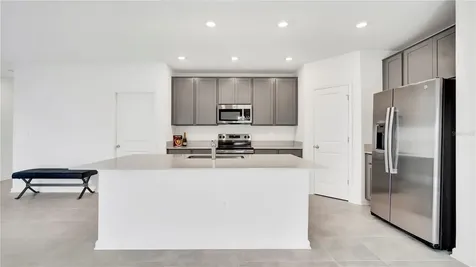 1713 White Water Court Davenport FL 33837