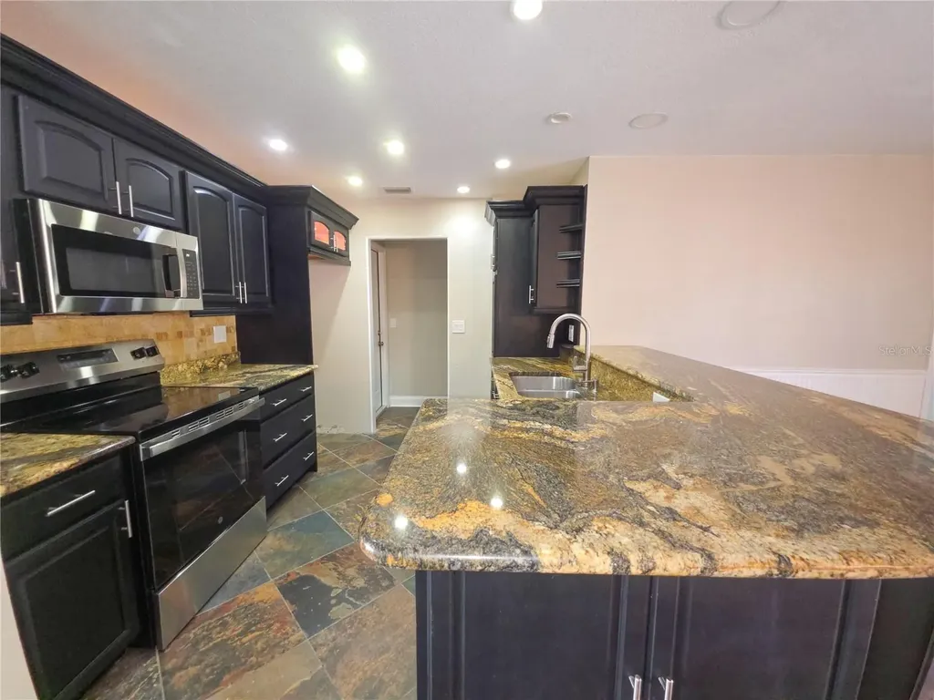 8990 123rd Way Seminole FL 33772