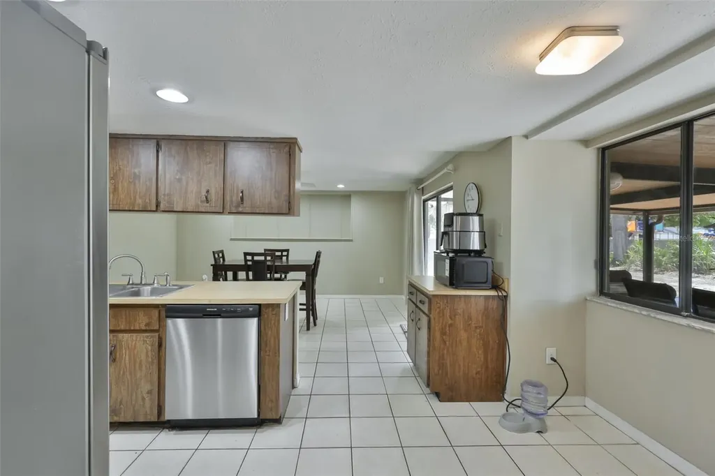 2824 Bellwood Drive Brandon FL 33511
