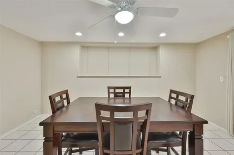 2824 Bellwood Drive Brandon FL 33511