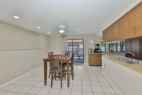 2824 Bellwood Drive Brandon FL 33511