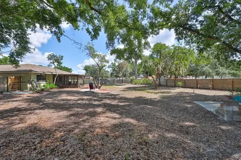 2824 Bellwood Drive Brandon FL 33511