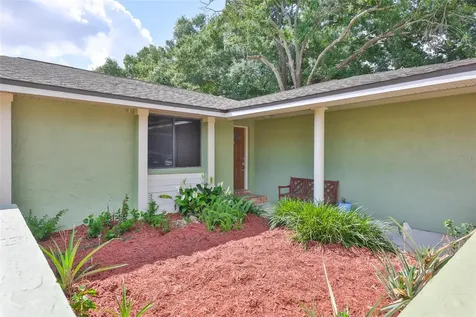2824 Bellwood Drive Brandon FL 33511