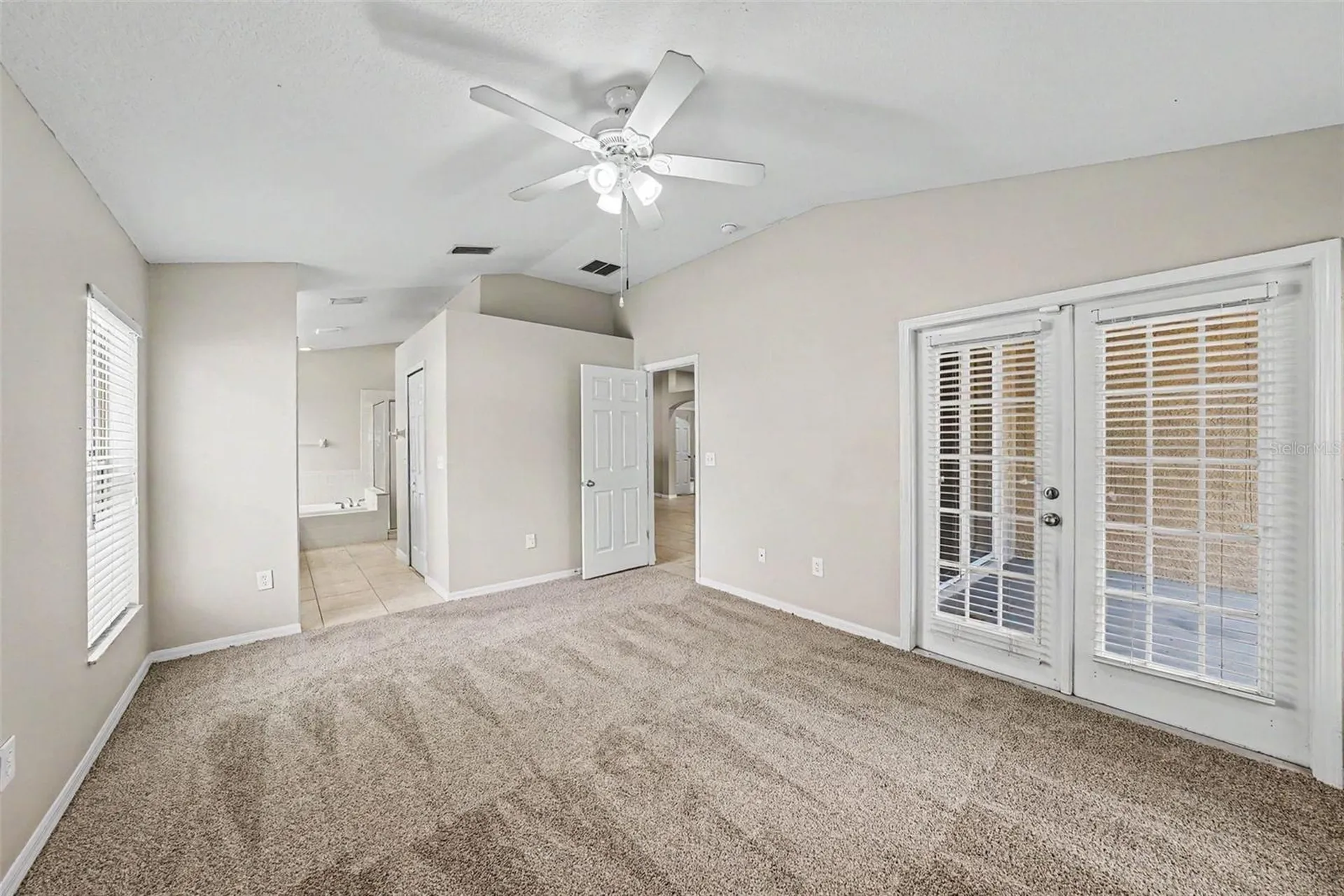 15950 Leatherleaf Lane Land O Lakes FL 34638