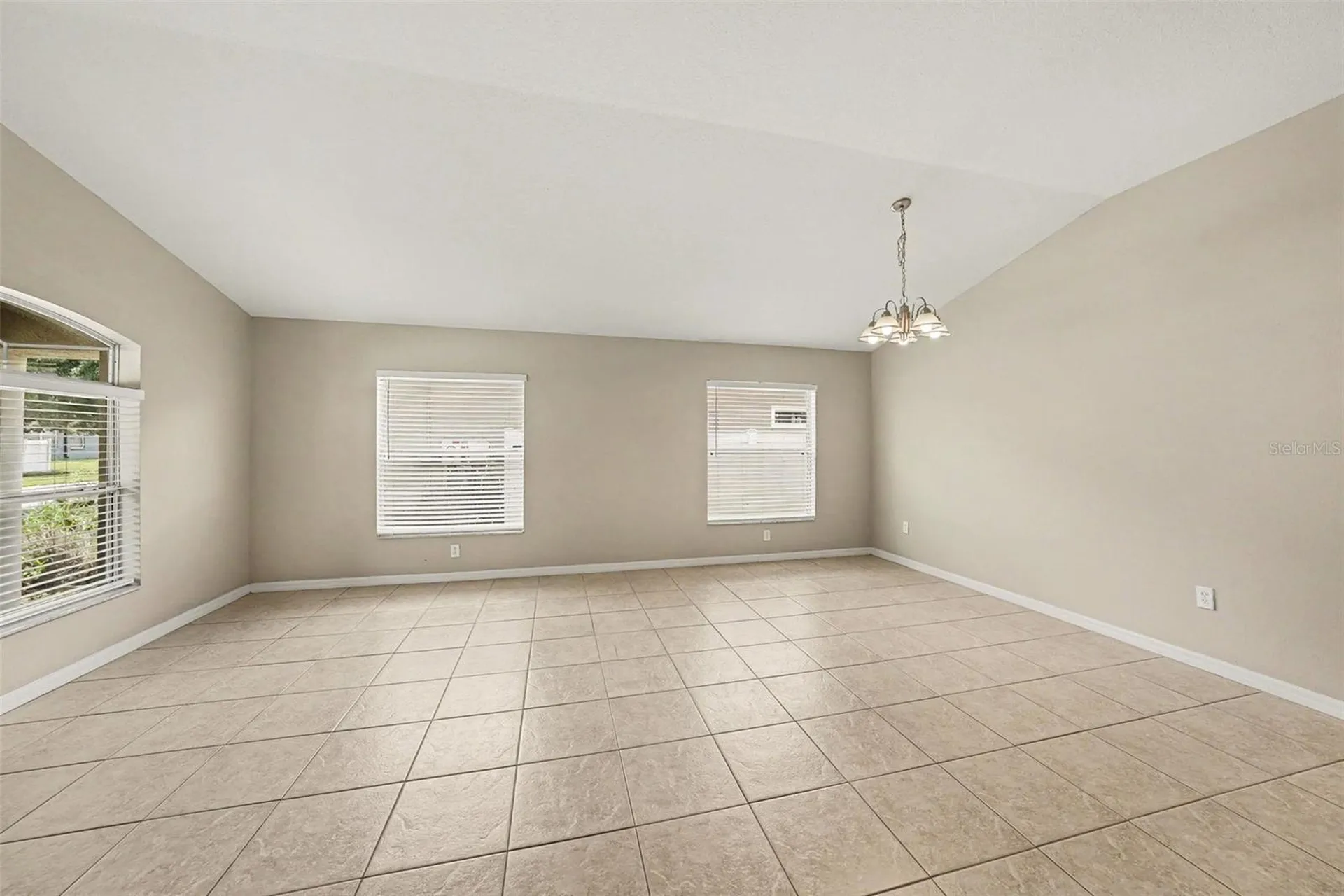 15950 Leatherleaf Lane Land O Lakes FL 34638