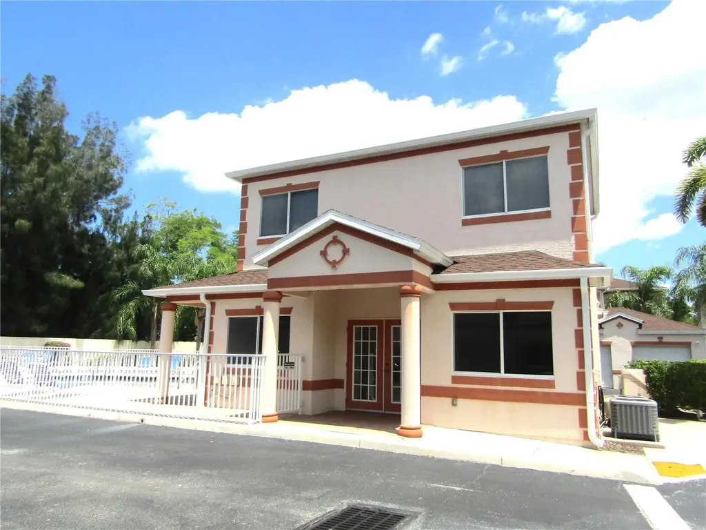 3966 Mediterranea Circle Sarasota FL 34233