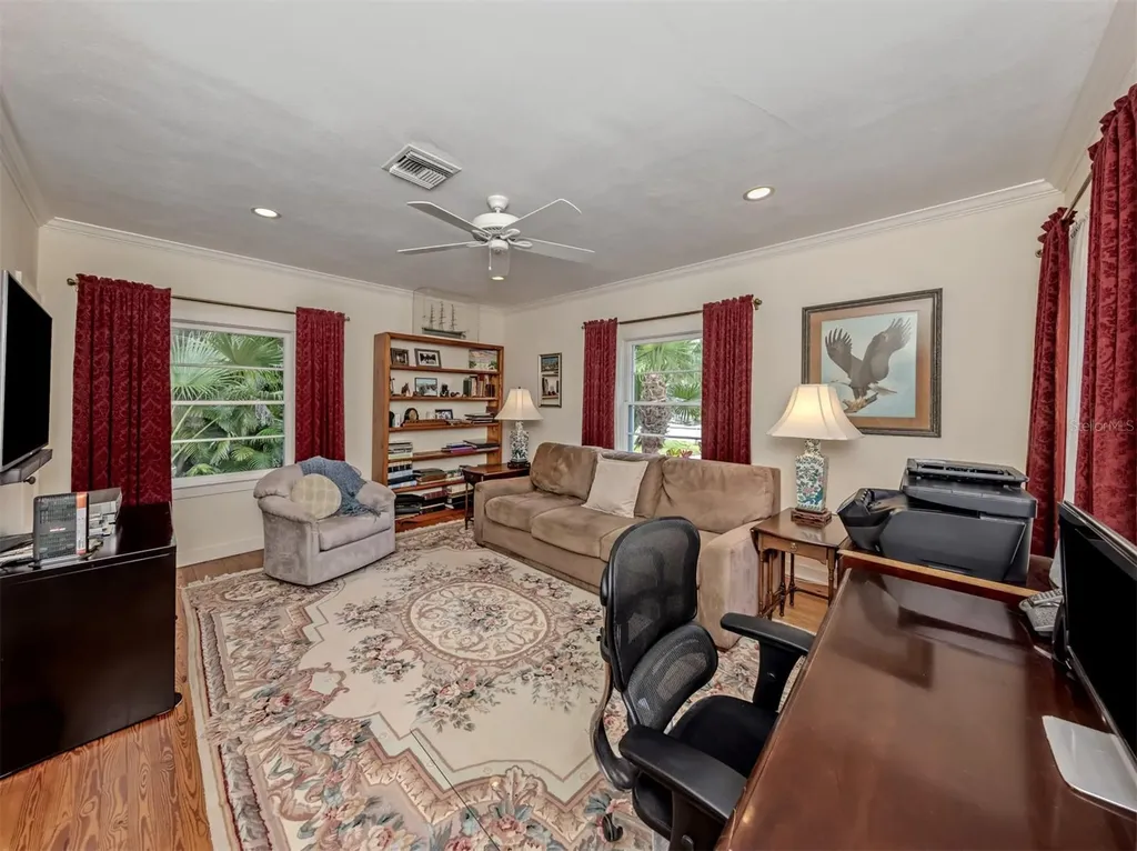 628 Granada Avenue Venice FL 34285