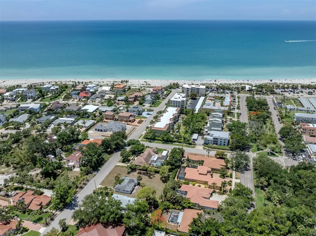 628 Granada Avenue Venice FL 34285
