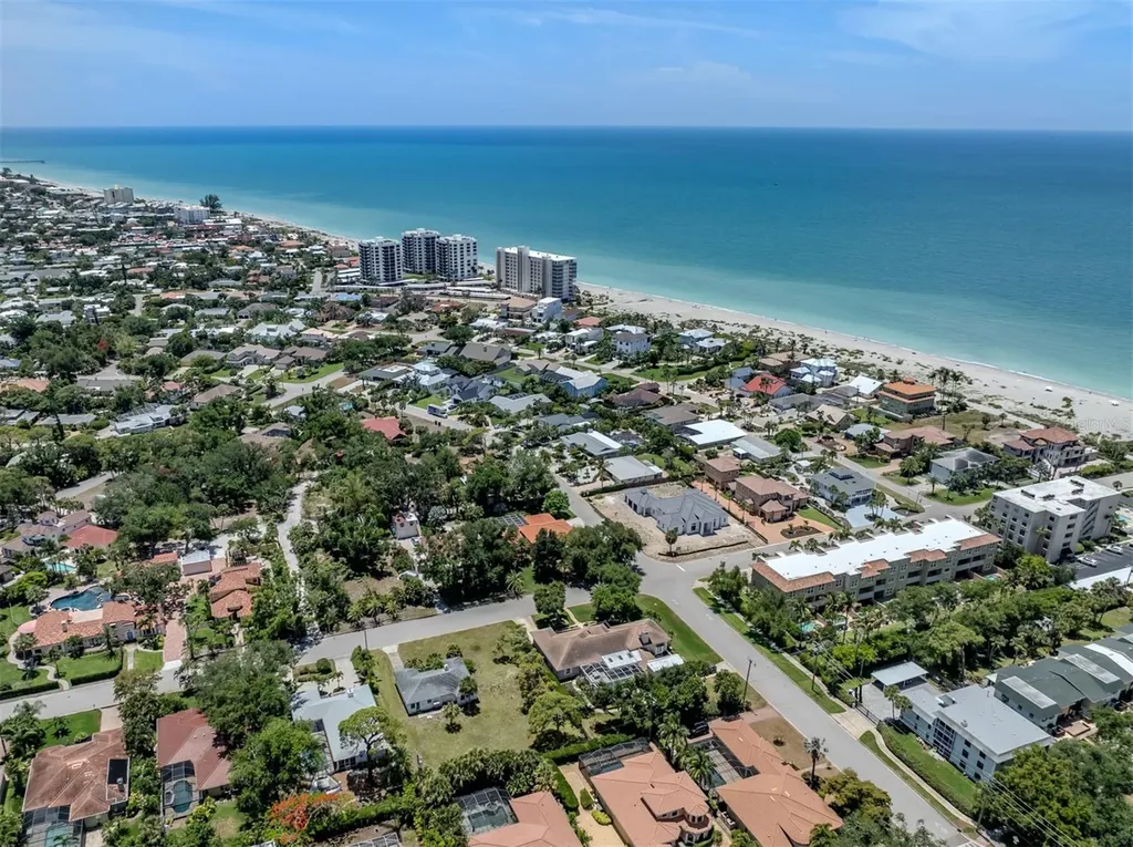 628 Granada Avenue Venice FL 34285