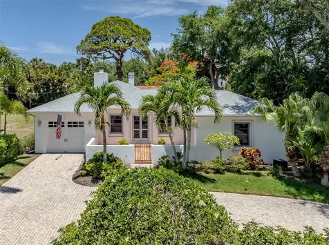 628 Granada Avenue Venice FL 34285